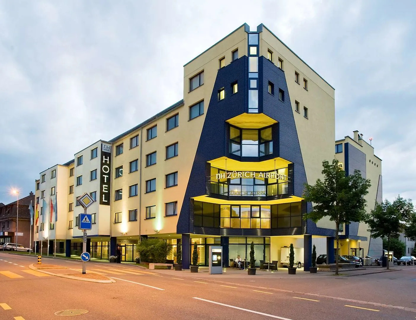 DORMERO Hotel Zürich Airport