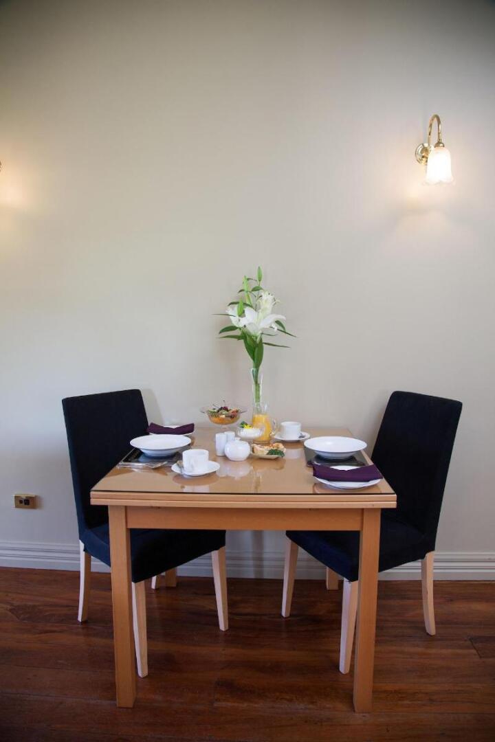 Tairoa Lodge & Cottage