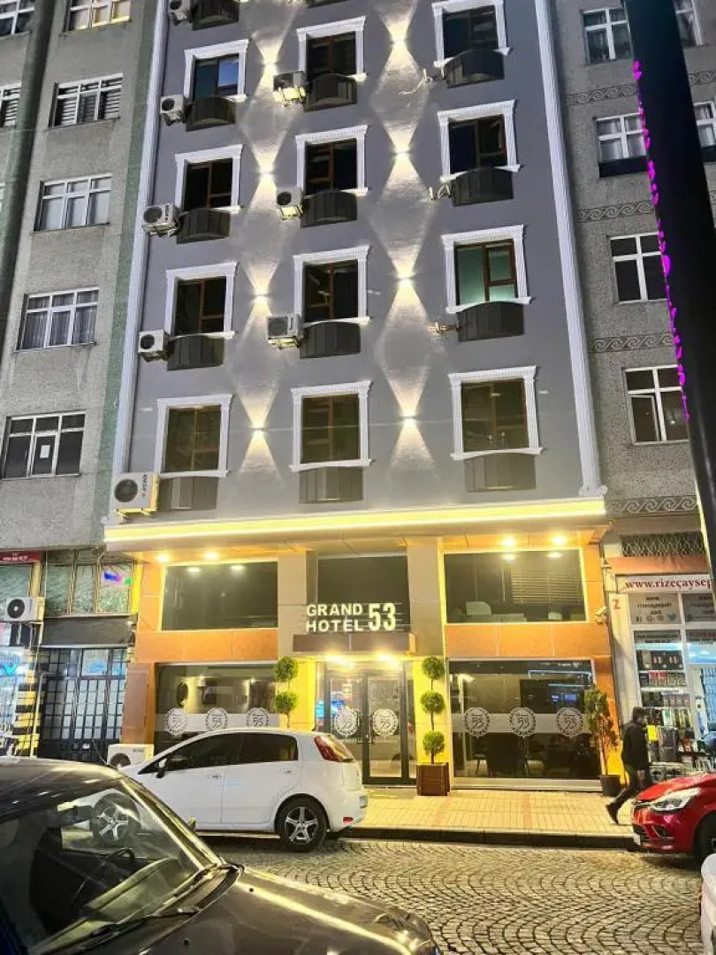 Grand 53 Hotel