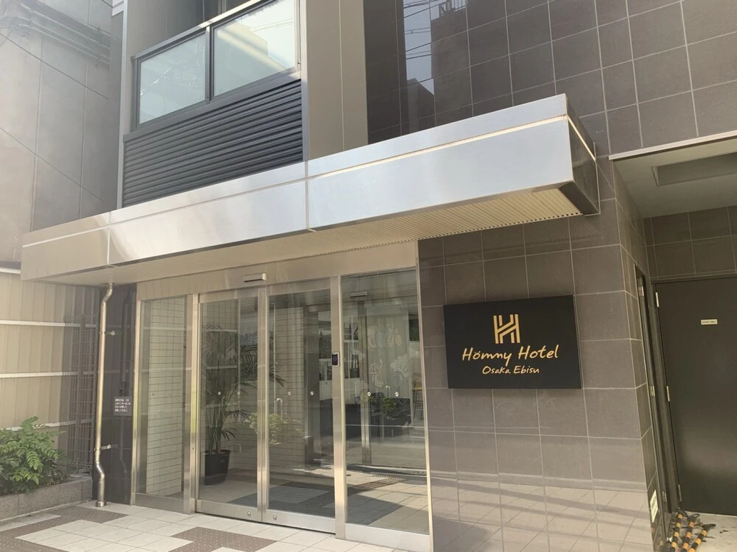 CHECKinn Osaka Shinimamiya