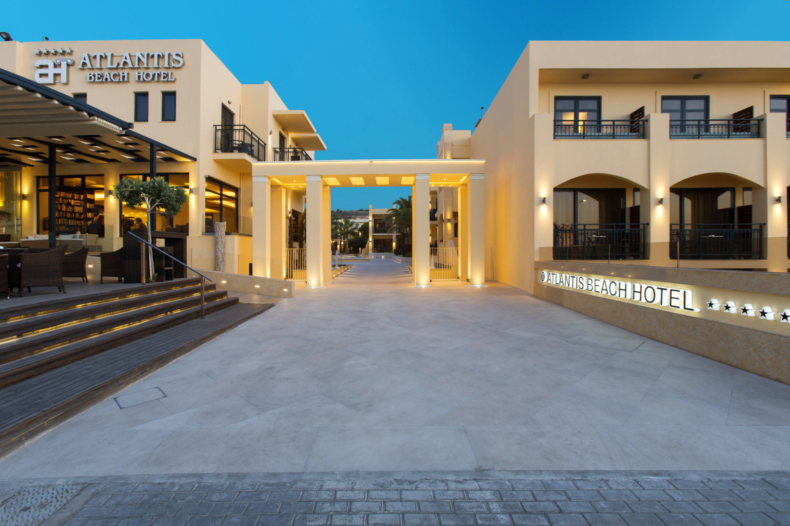 Atlantis Beach Hotel