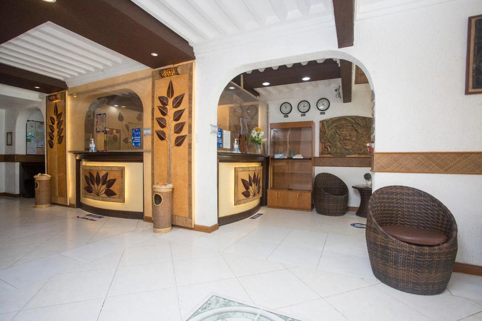 Red Coconut Beach Hotel