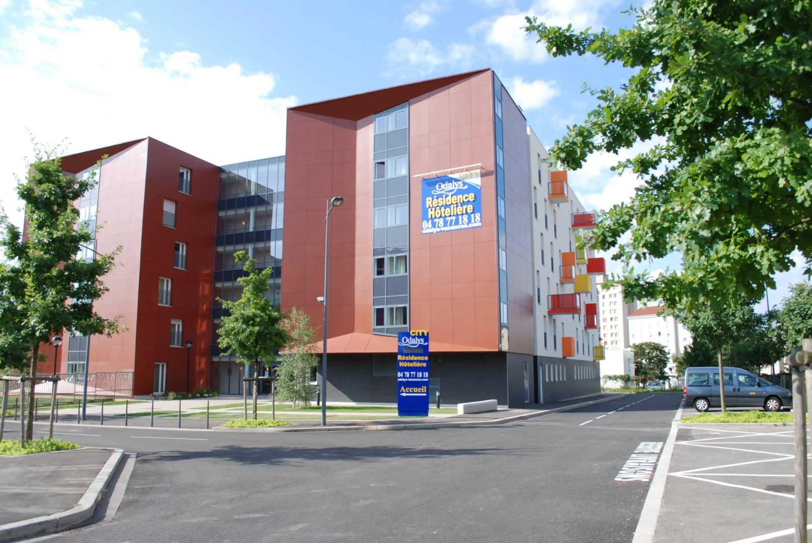 Appart'hôtel Odalys City - Bioparc Lyon Est