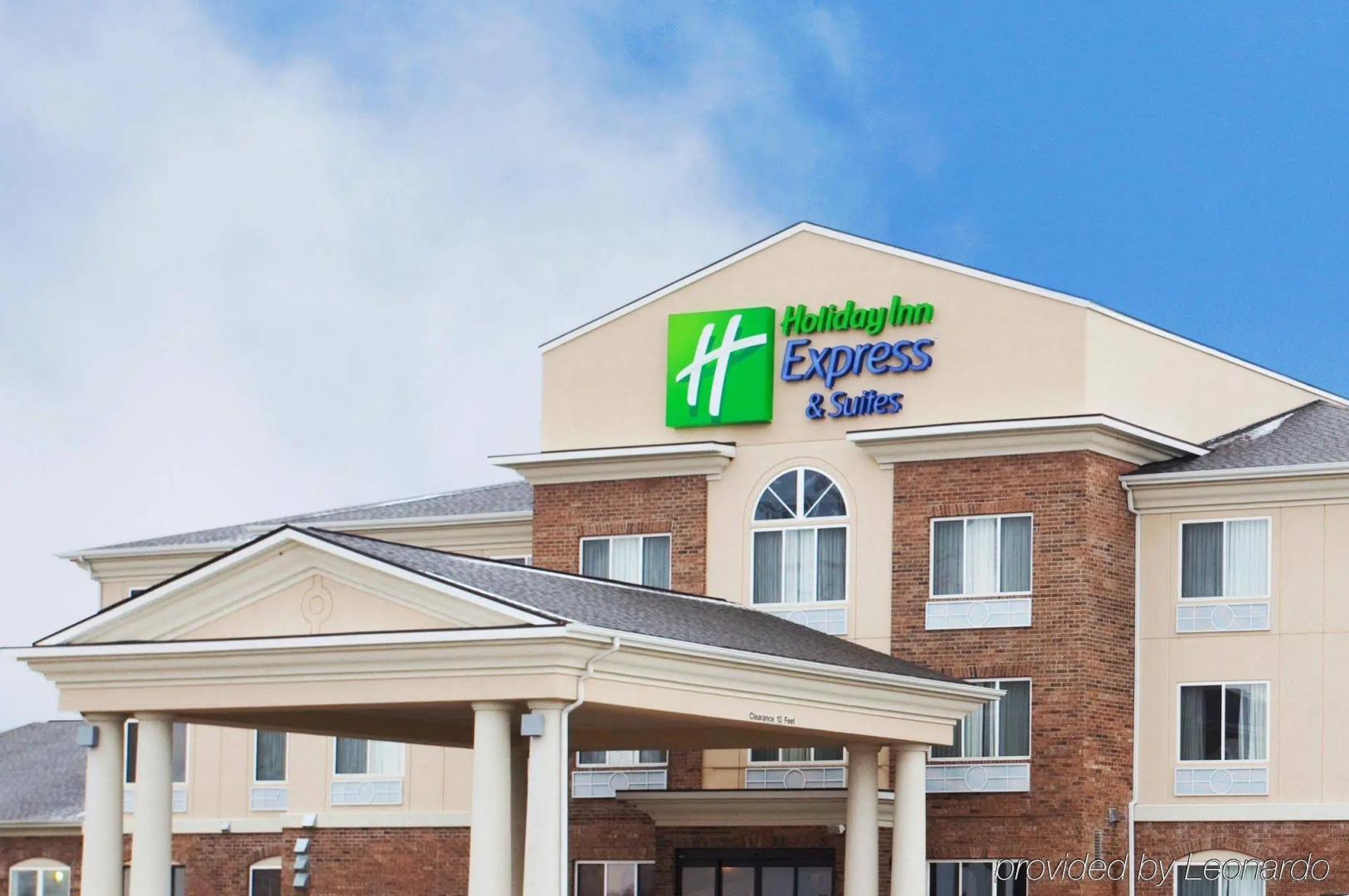 Holiday Inn Express & Suites Mattoon by IHG