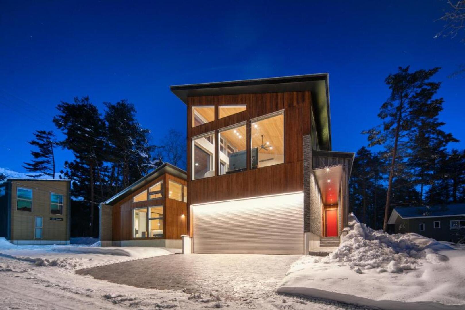 The Moo by The Hakuba Collection