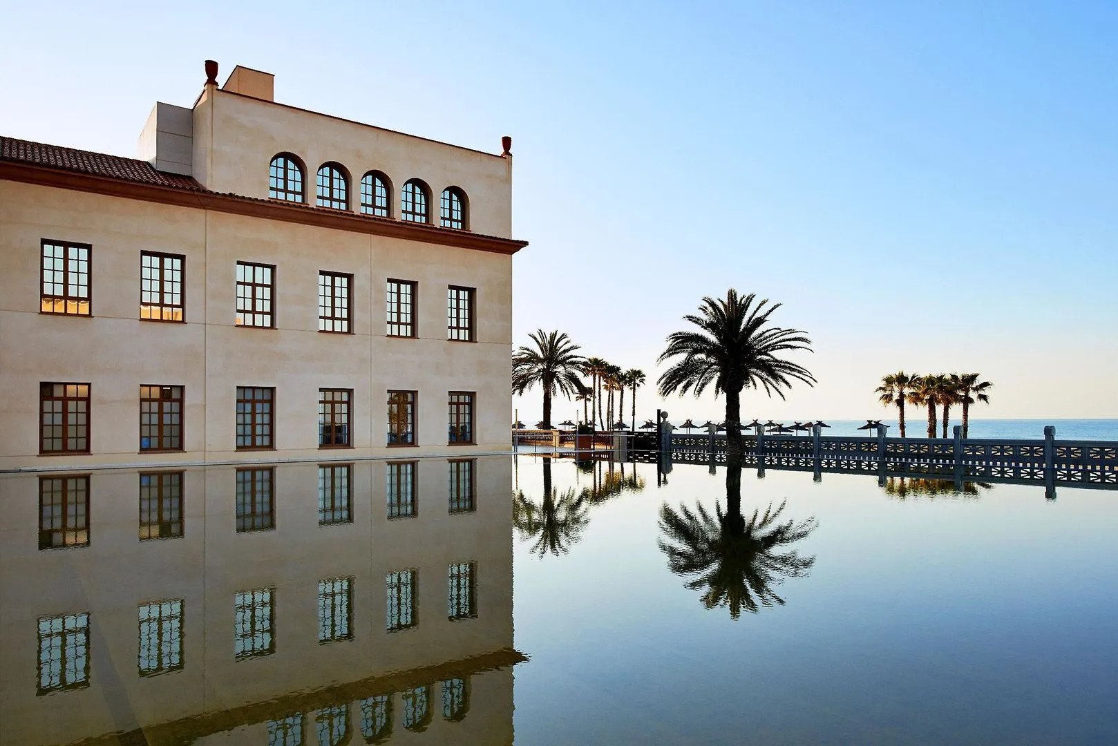 Le Meridien Ra Beach Hotel & Spa