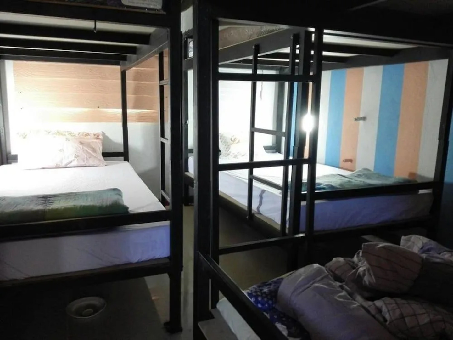 Adchara Mansion - Hostel