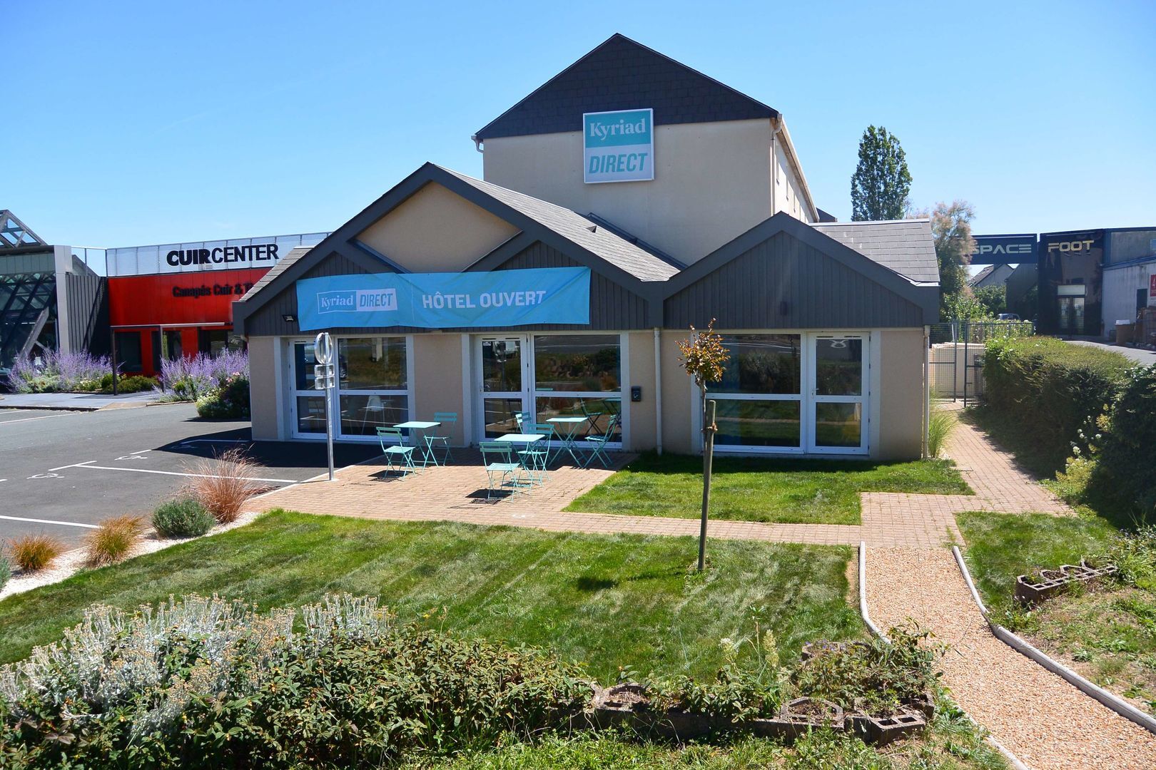 KYRIAD DIRECT Tours Sud - Chambray Lès Tours