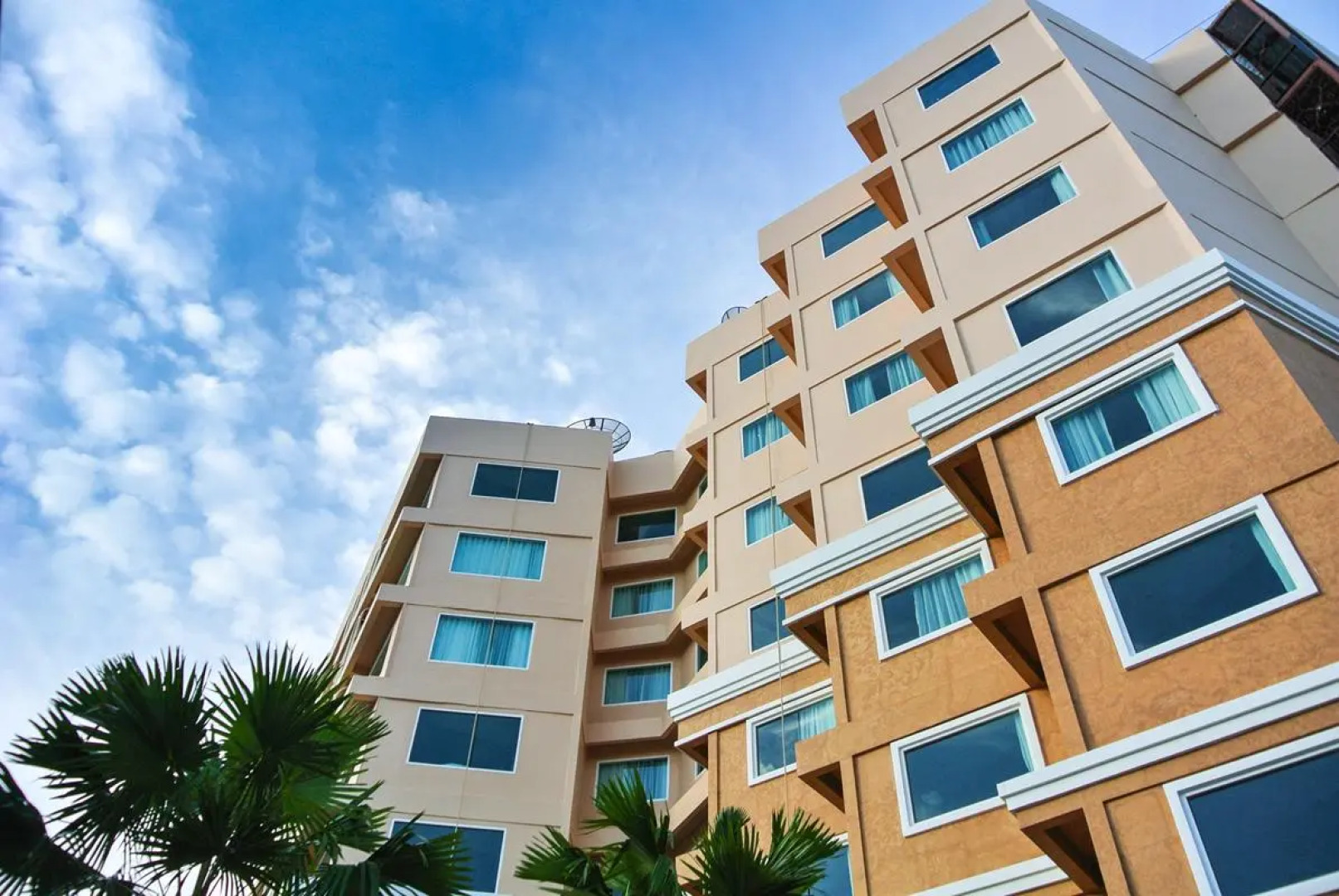 Отель Kudos Parc Pattaya