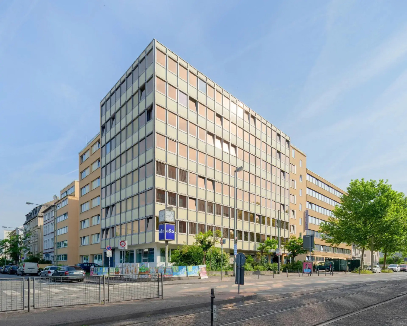 a&o Frankfurt Galluswarte - Hostel