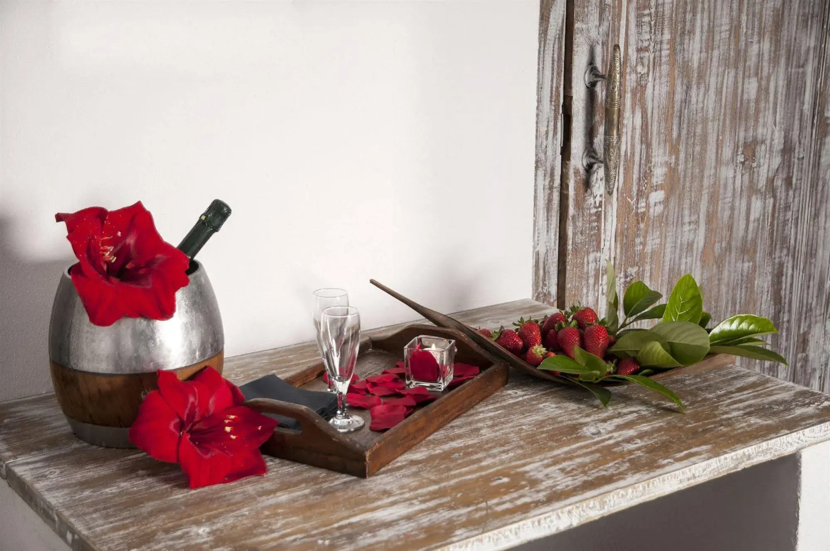 Sevenmaze Charming House