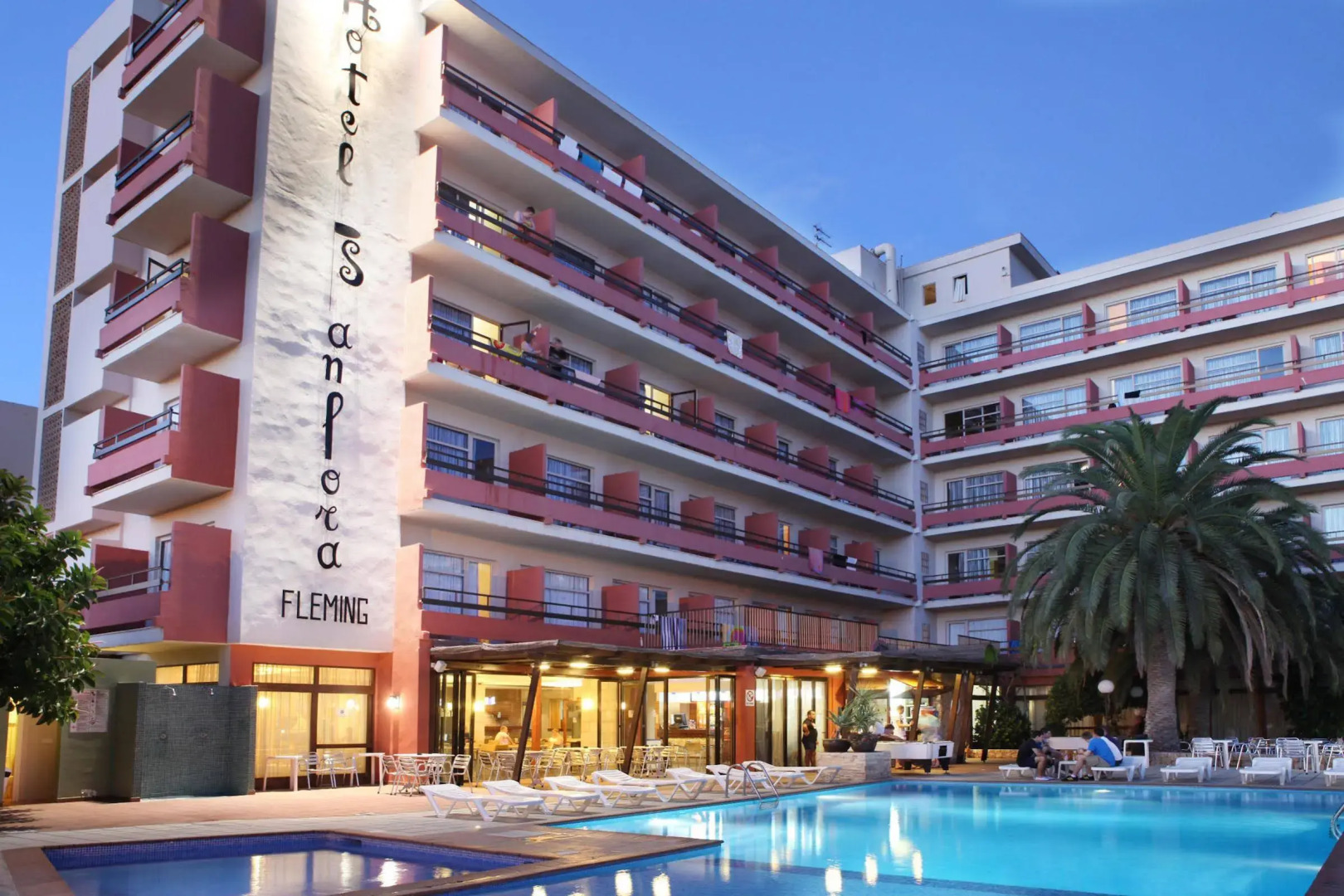 azuLine Hotel S'Anfora & Fleming