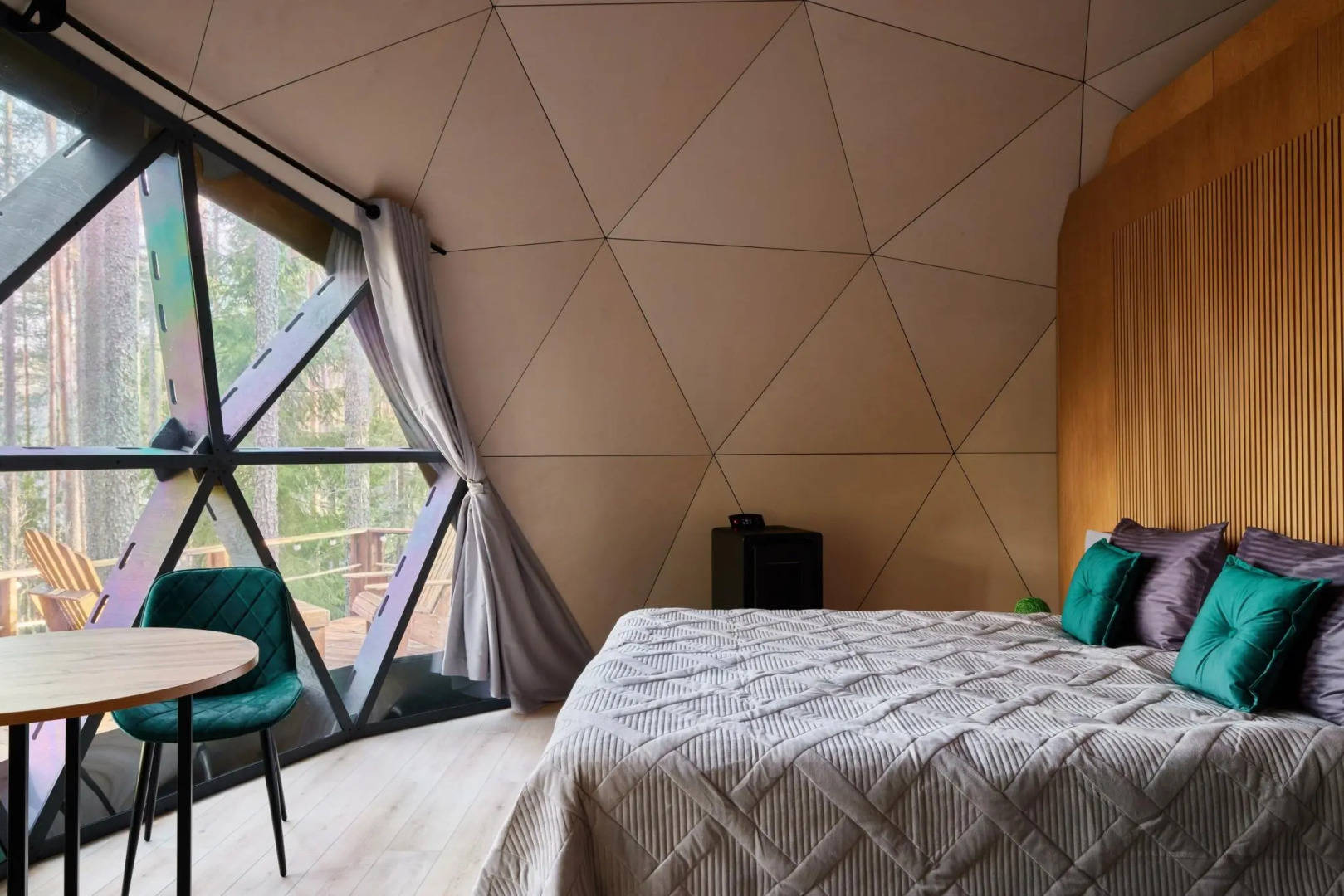 Forest Lake (Форест Лэйк)