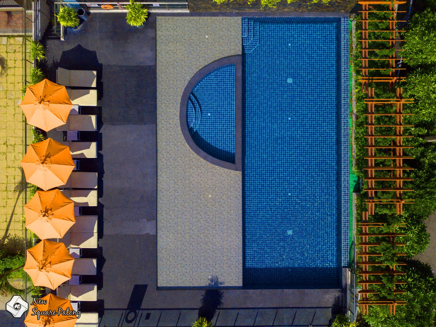 New Square Patong Hotel