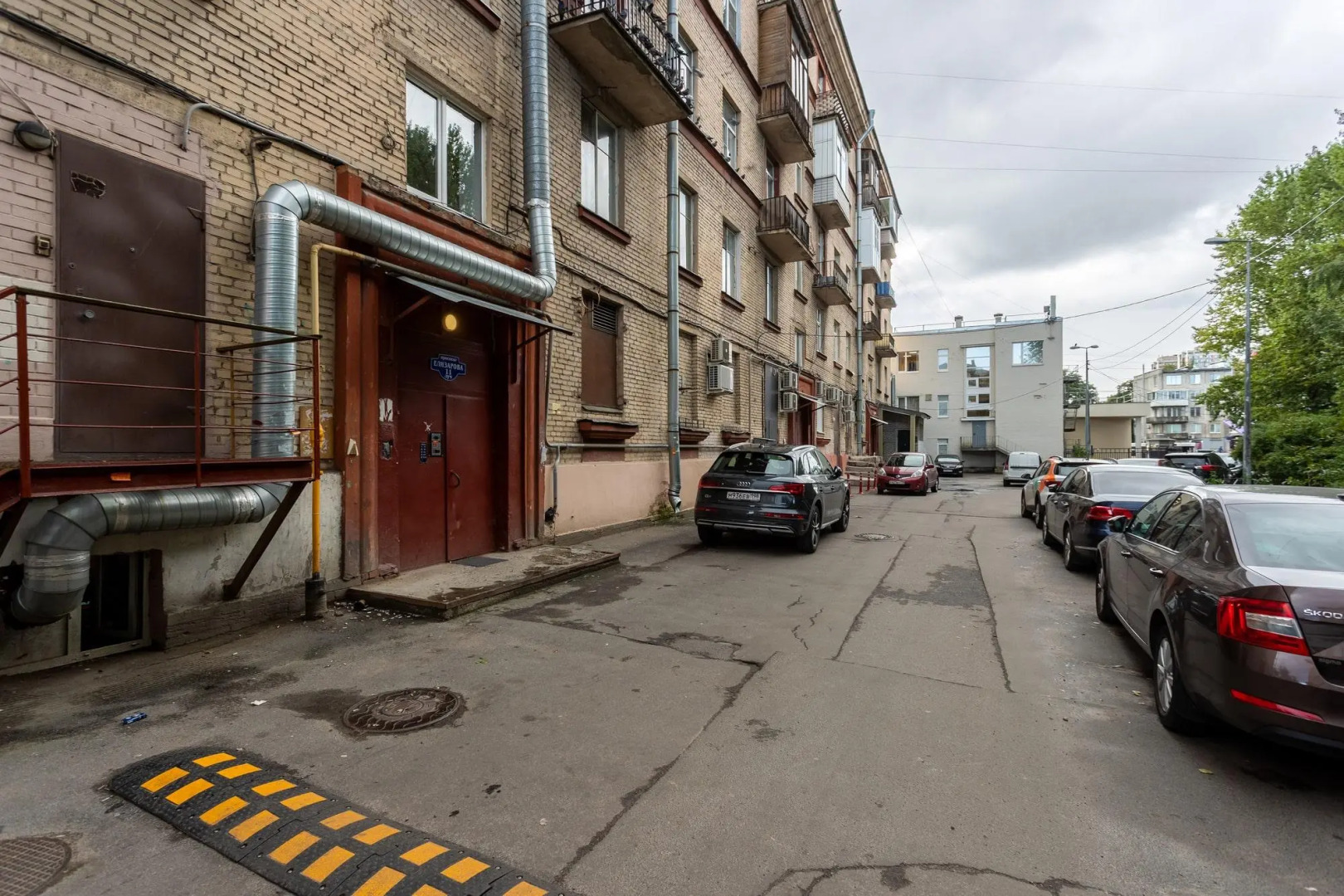 Жилые помещения Елизар