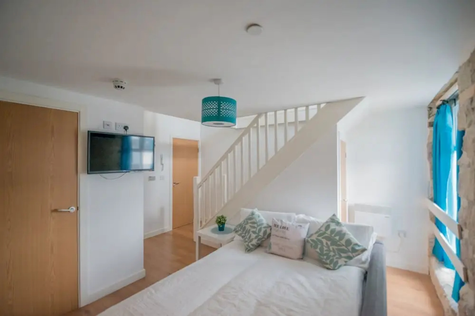 Kirkstall Bridge Apartments - 26