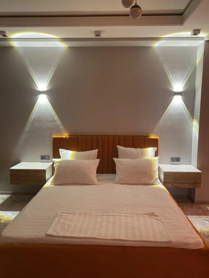 Hectors Hotel (Гектор)