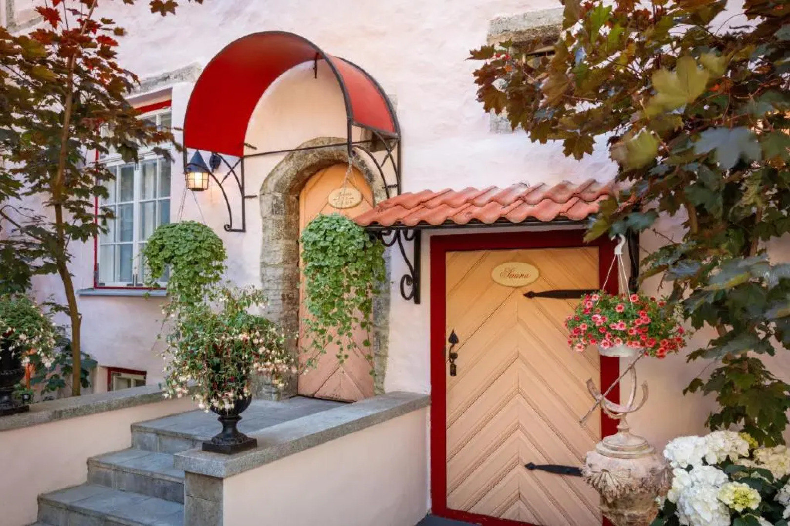 Отель Schlössle — The Leading Hotels of the World