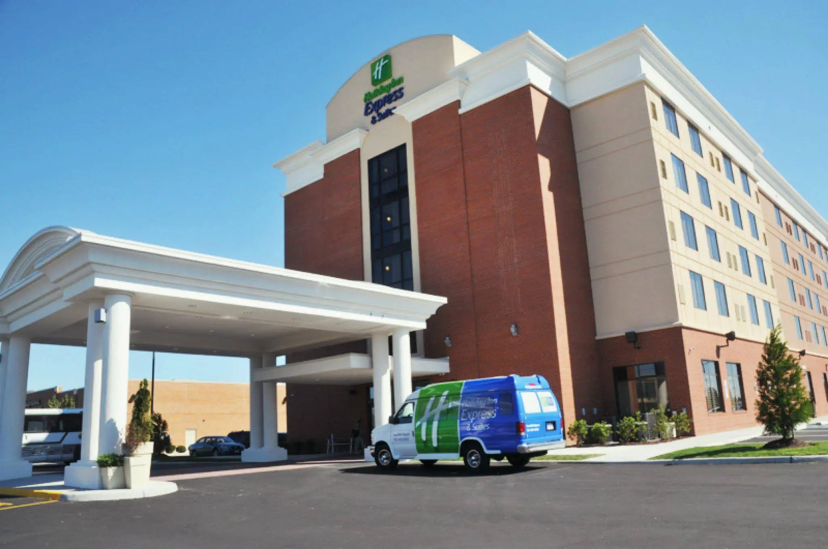 Holiday Inn Express Hotel & Suites Norfolk Airport by IHG