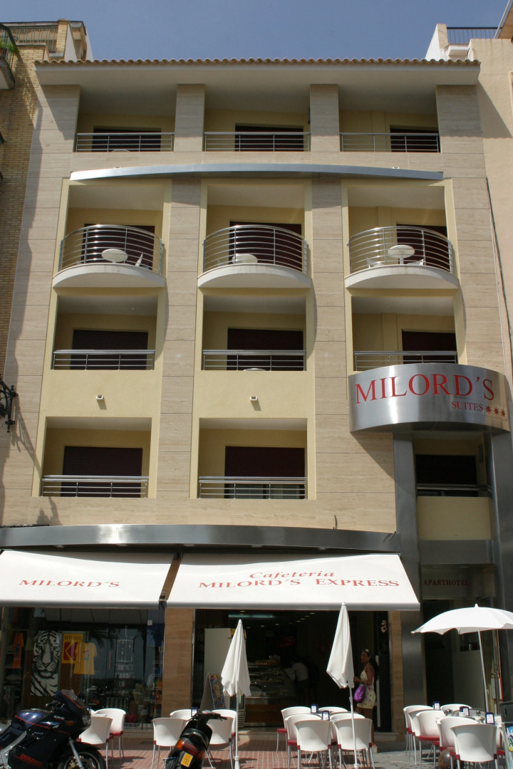 Aparthotel Milord's Suites