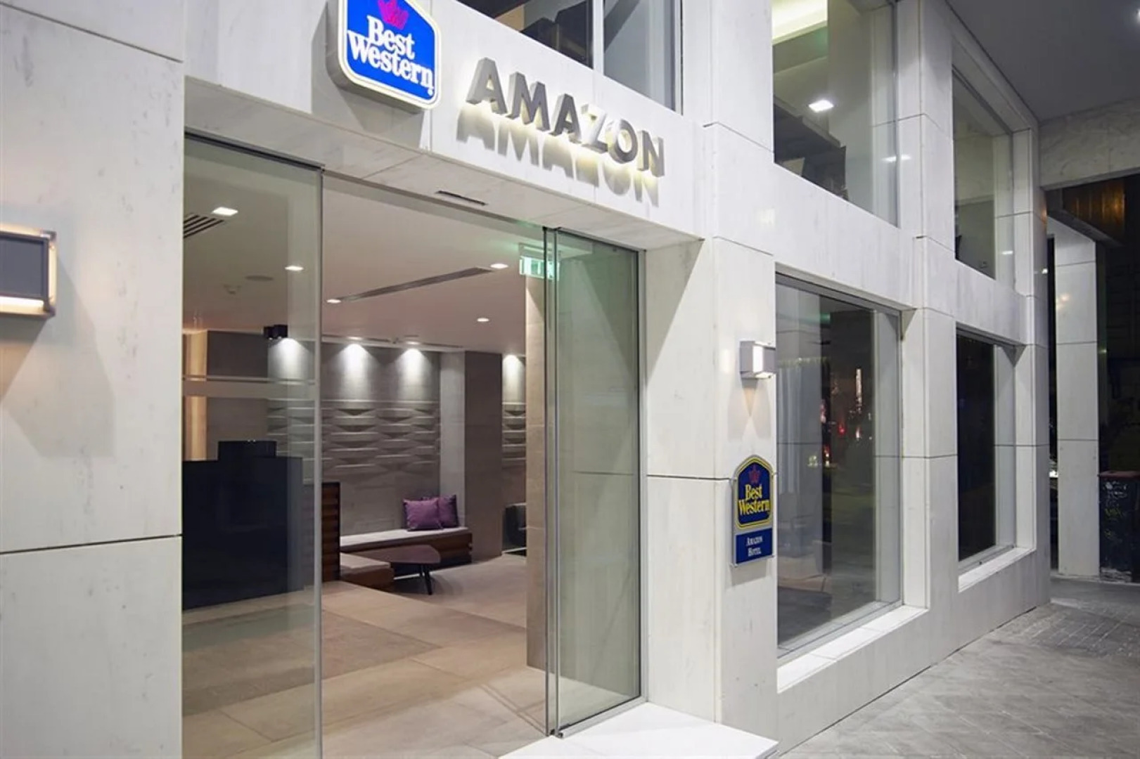 Amazon Hotel