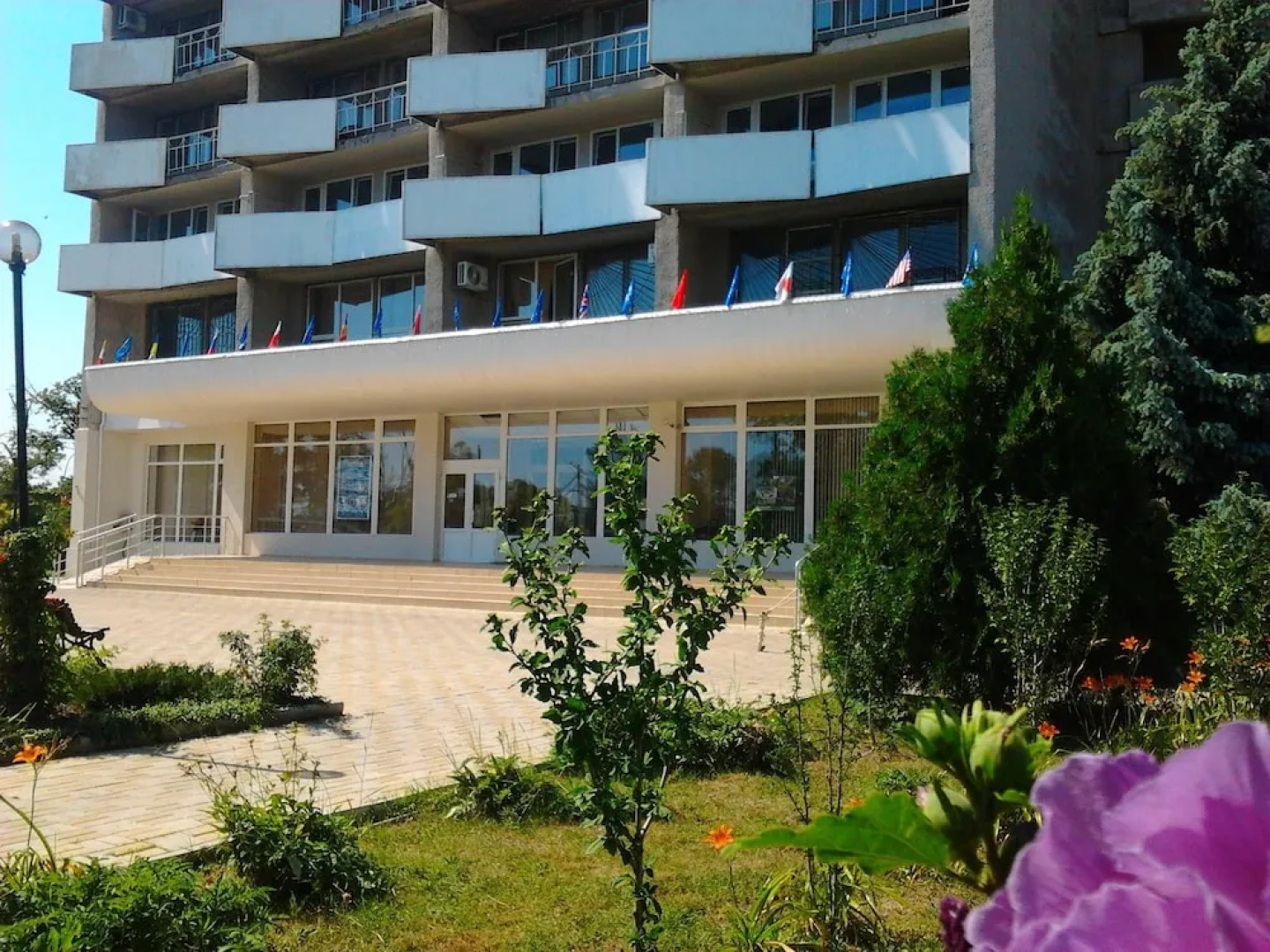 Гостиница Мирный курорт