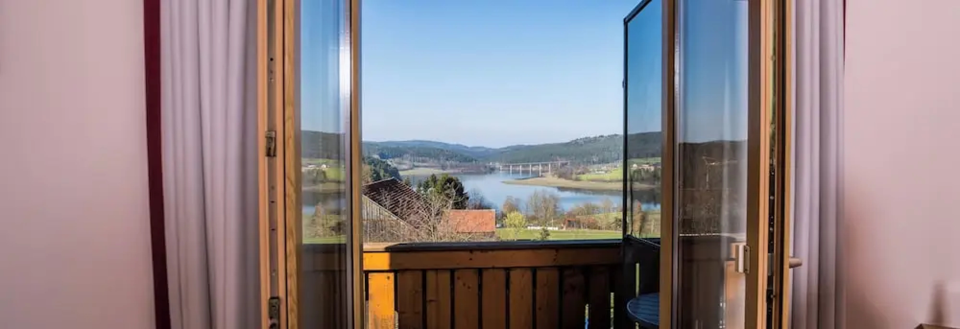 Panorama-Hotel Am See