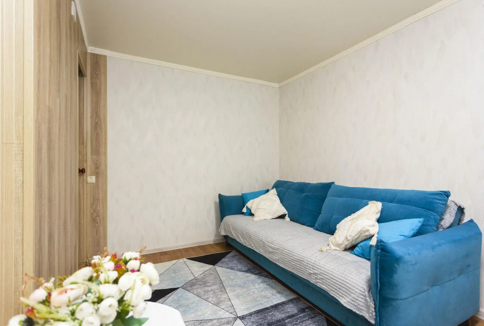 Moment House (Момент Хаус) на улице Комсомольская 7