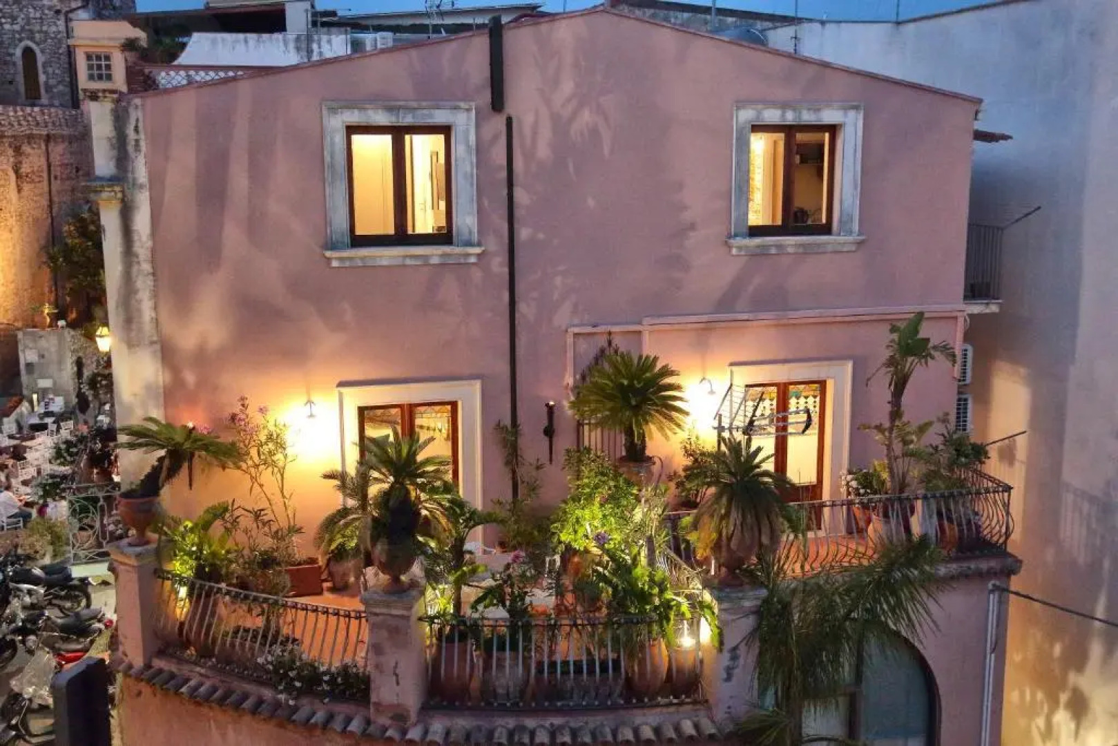 Al Duomo Rooms & Flats