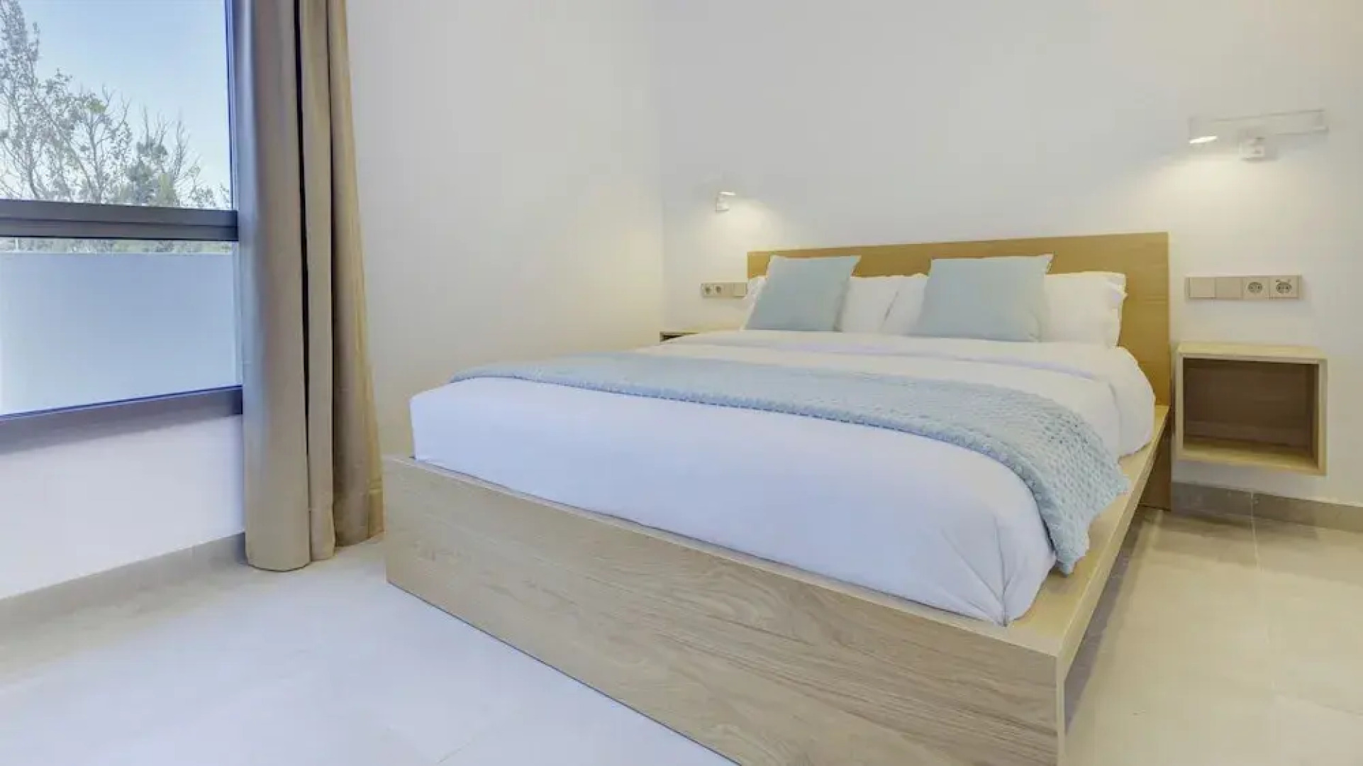 Calm Beach Apartments