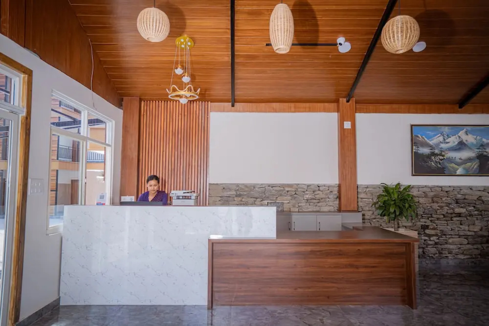 Majestic Lake Front Hotel & Suites