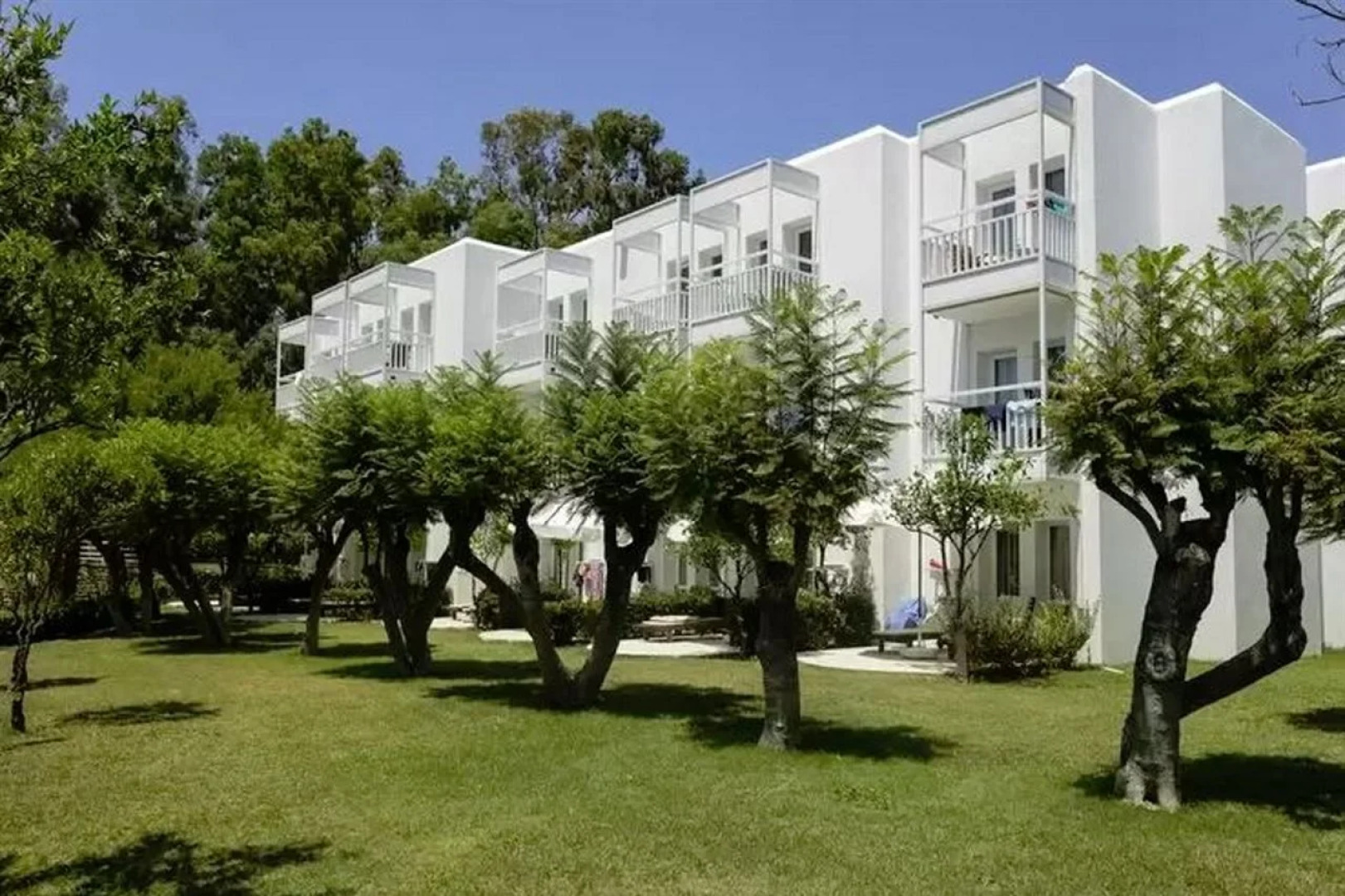 Seven Seas Hotel Blue