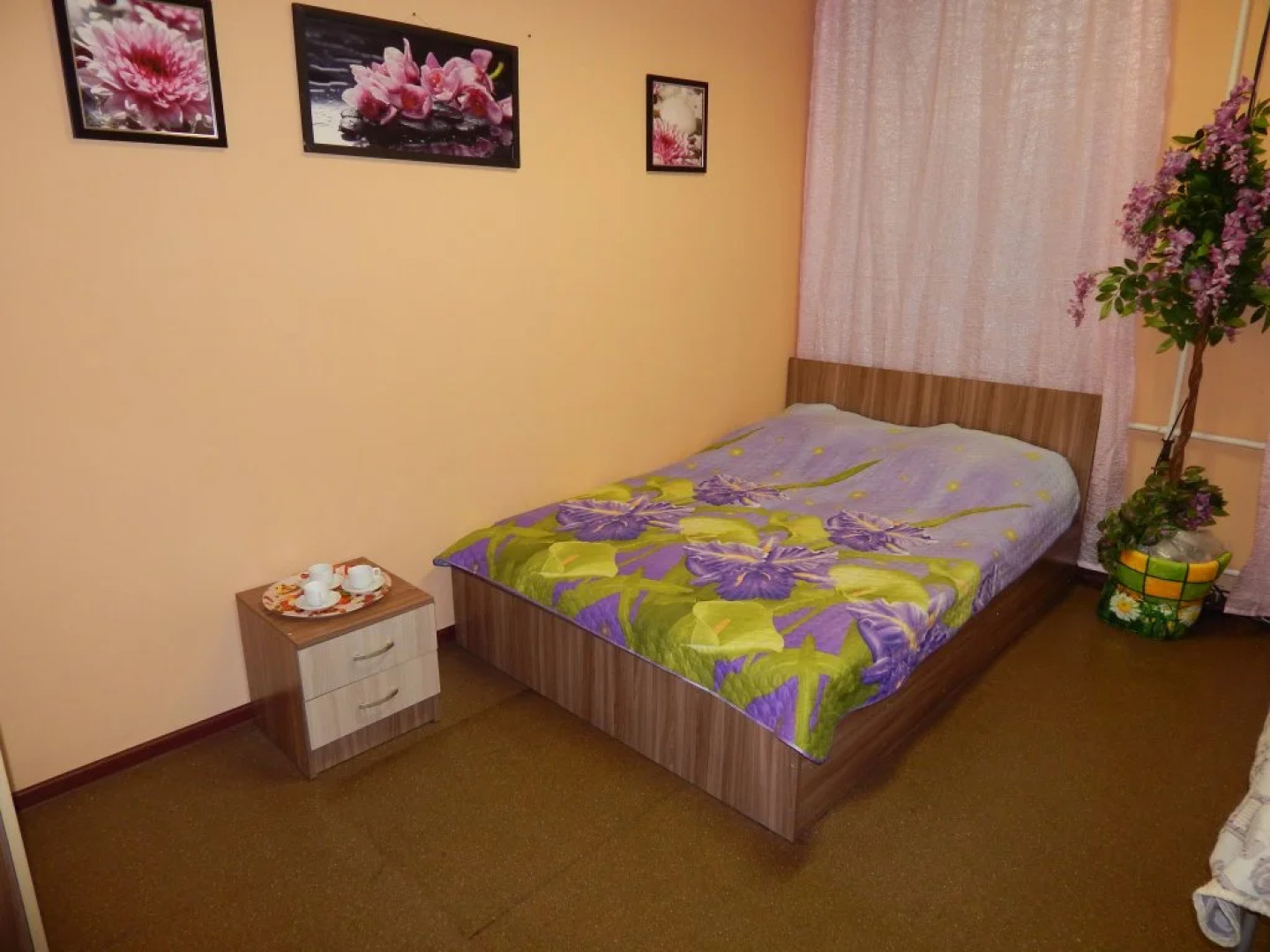 Advance-Trio Na Mokhovoy