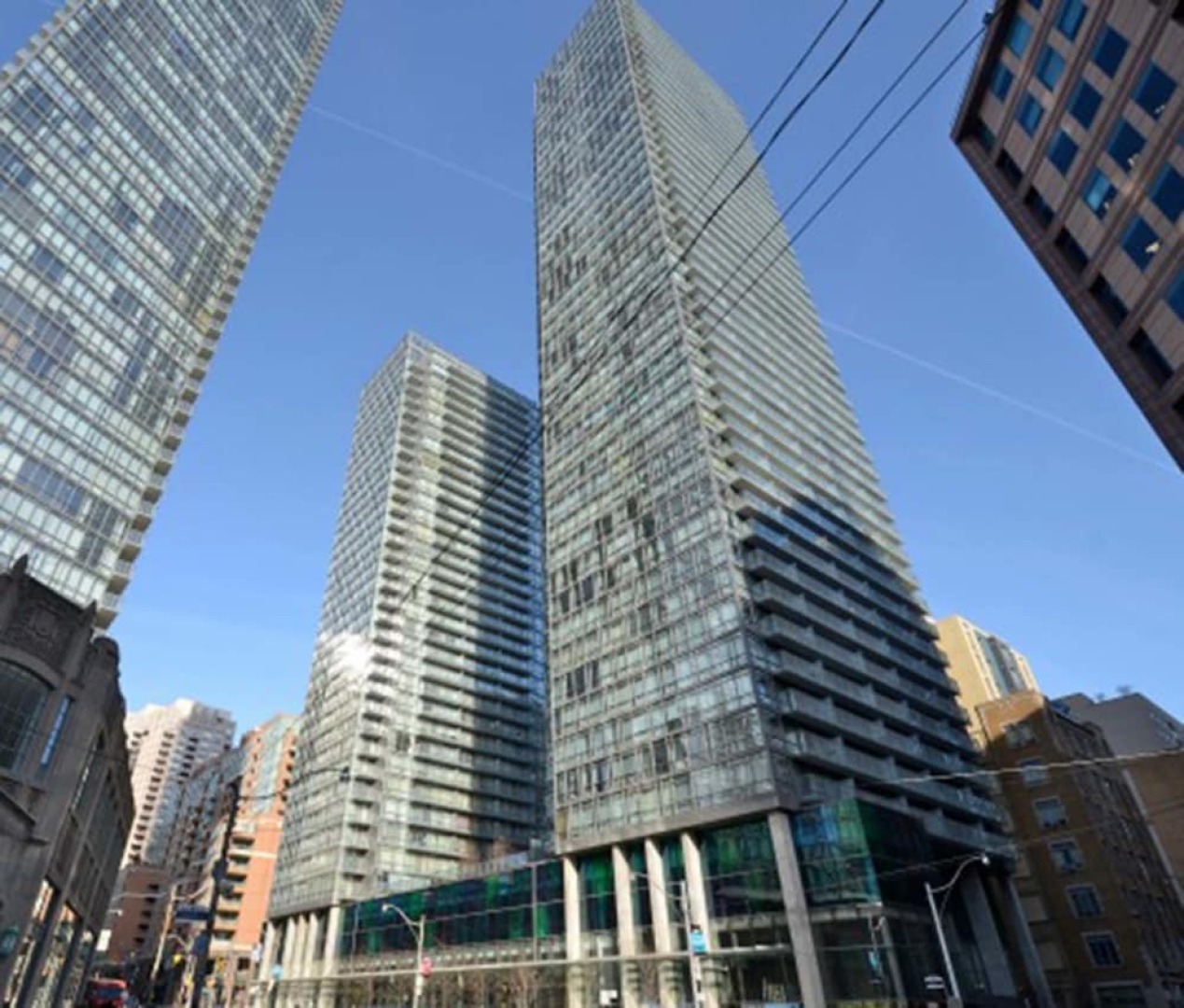 Toronto Escape - The Ruby Pink Suite