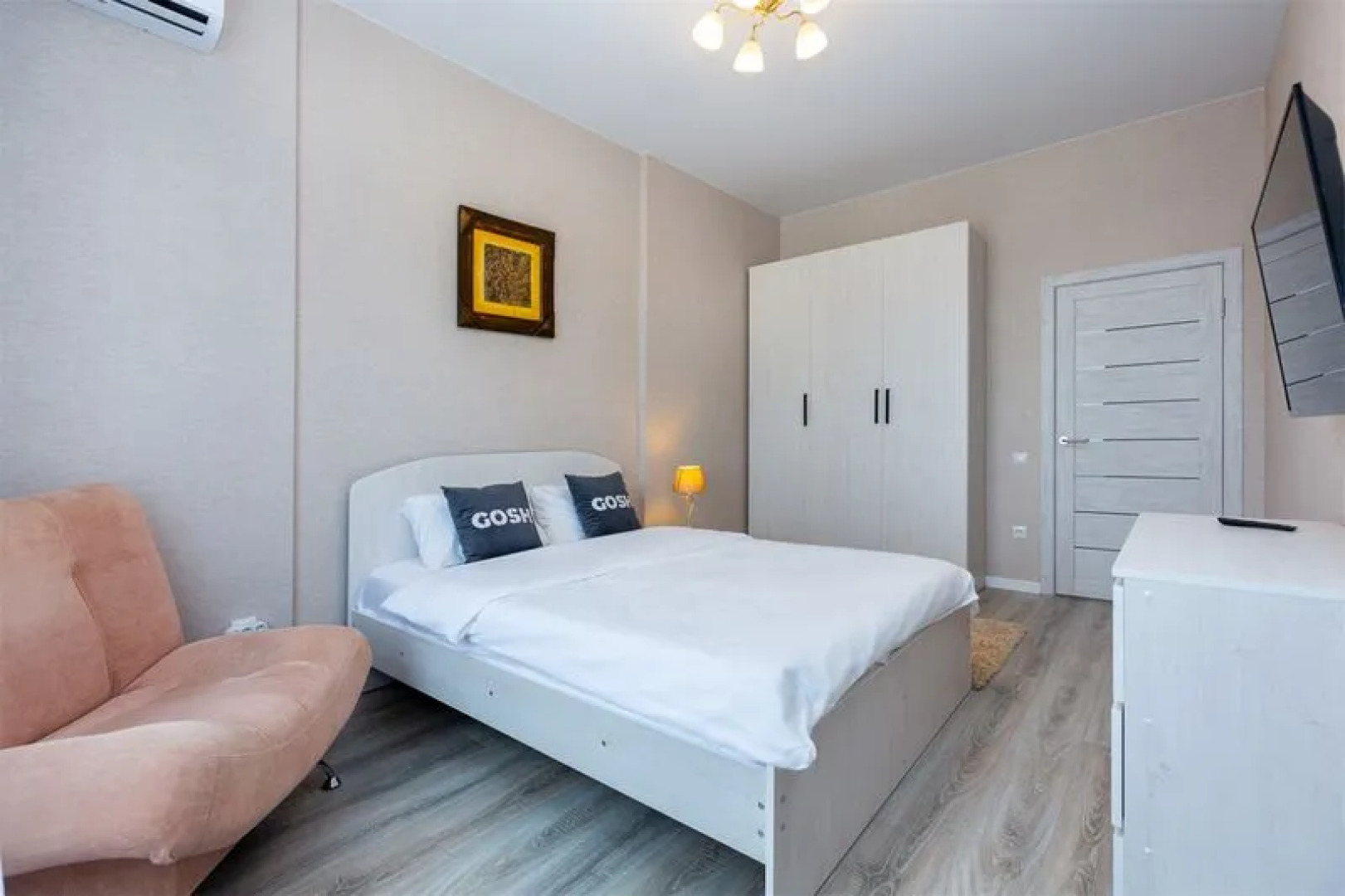 ГОШ Апартаменты на ул. Эрвье, д. 34, к1