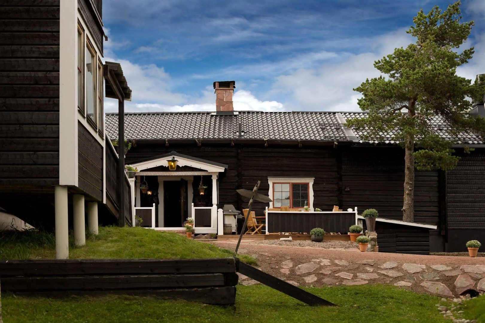 Gammelgården Hotell