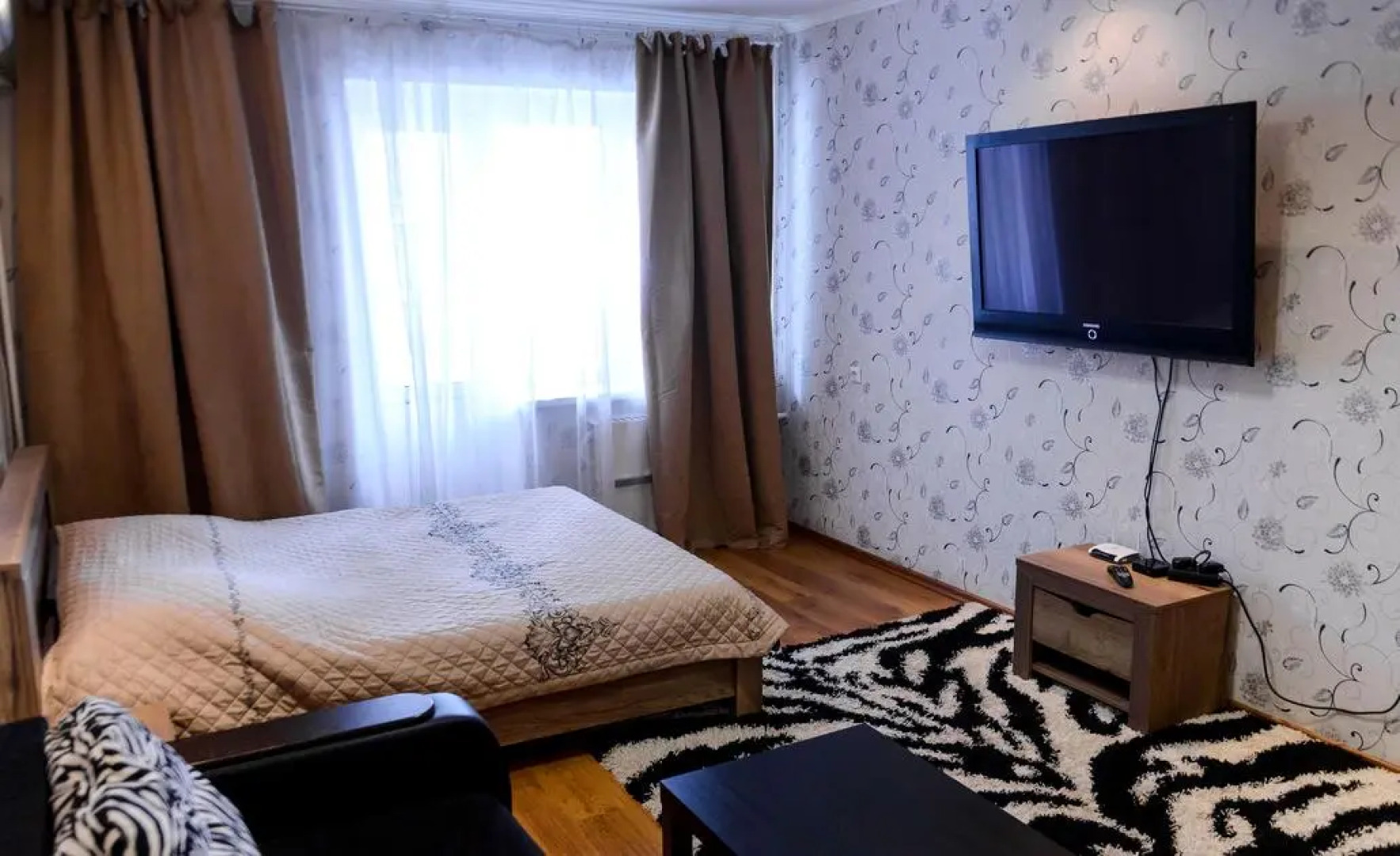 Атлант на Арсенальной