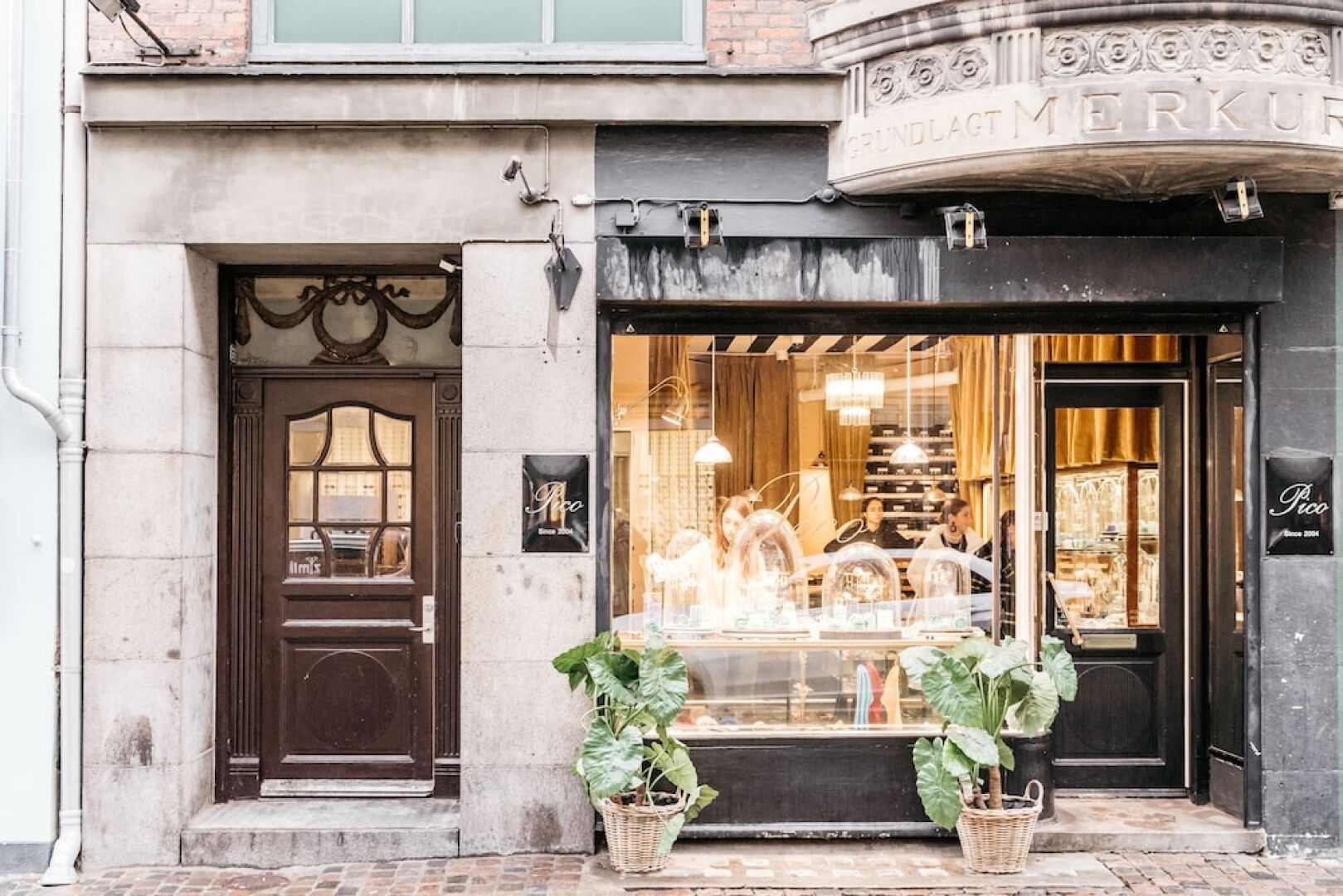 2-bedroom apartment by Kongens Nytorv