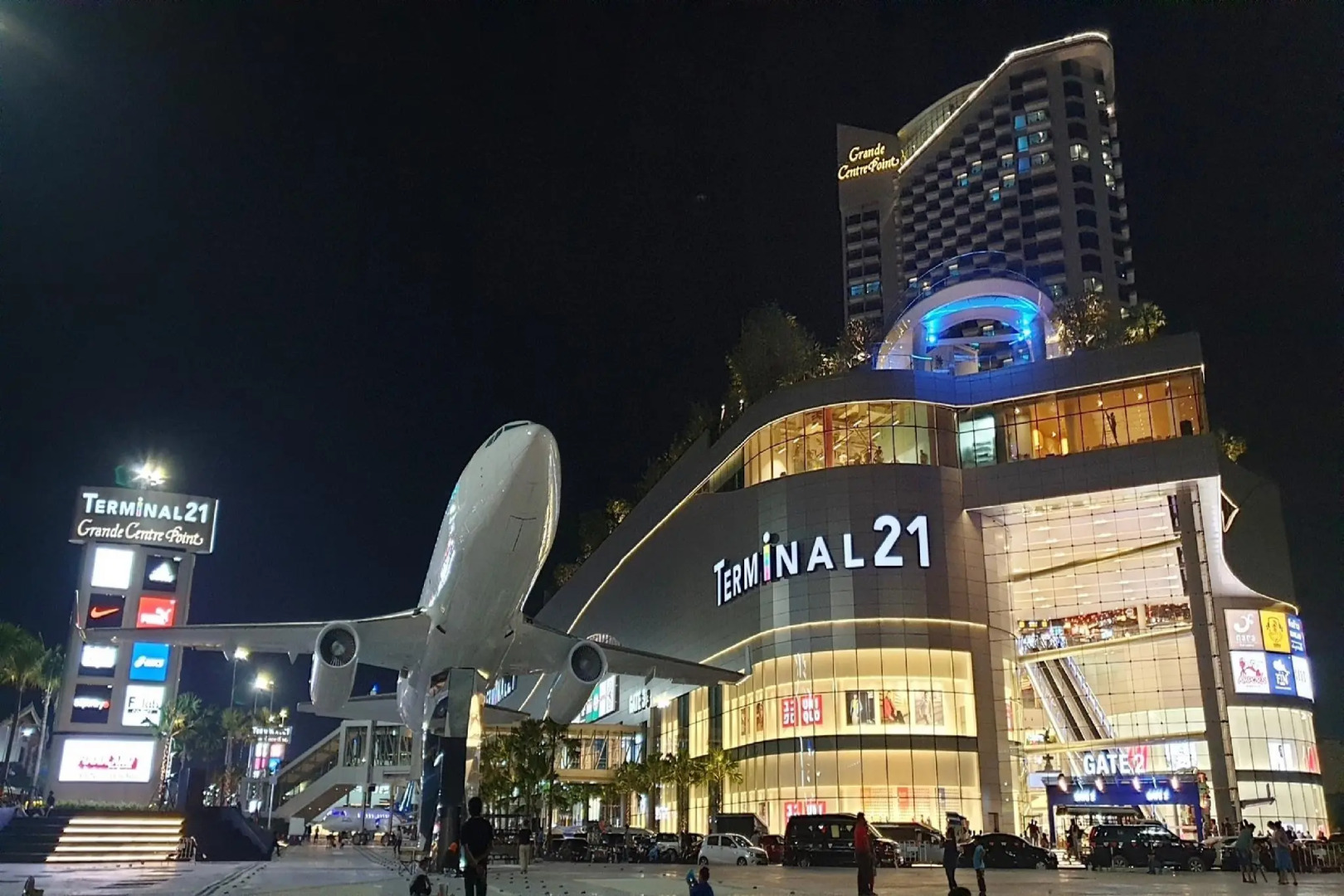 Patumnak Beach Guesthouse