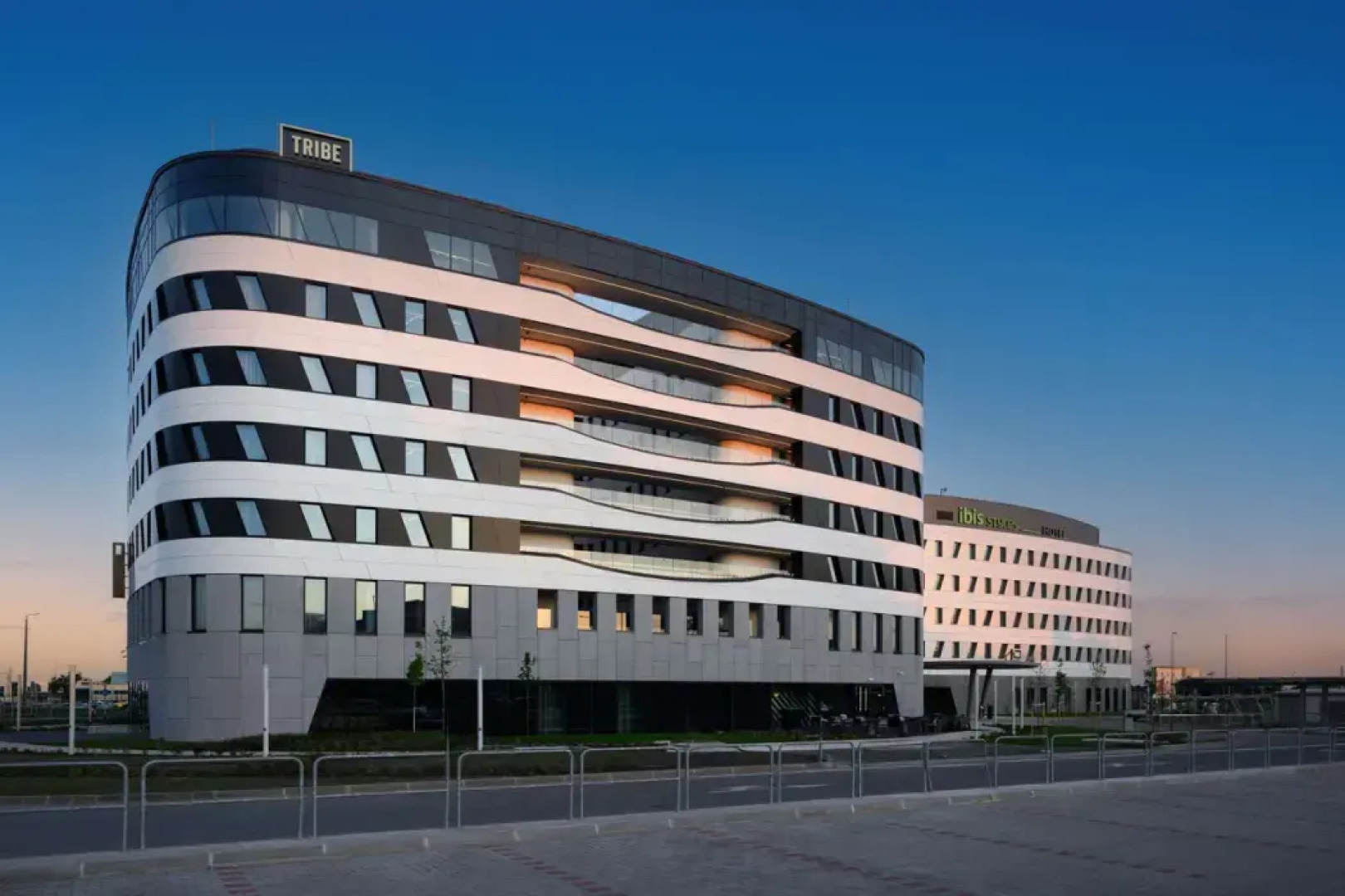 TRIBE Budapest Airport