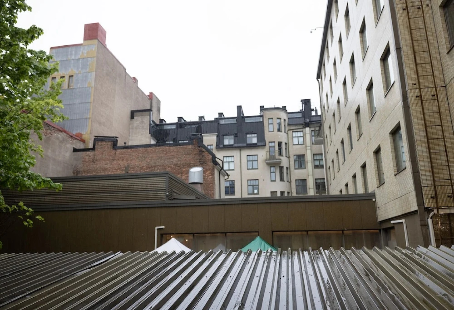 2ndhomes Bright 1BR Home in the Center