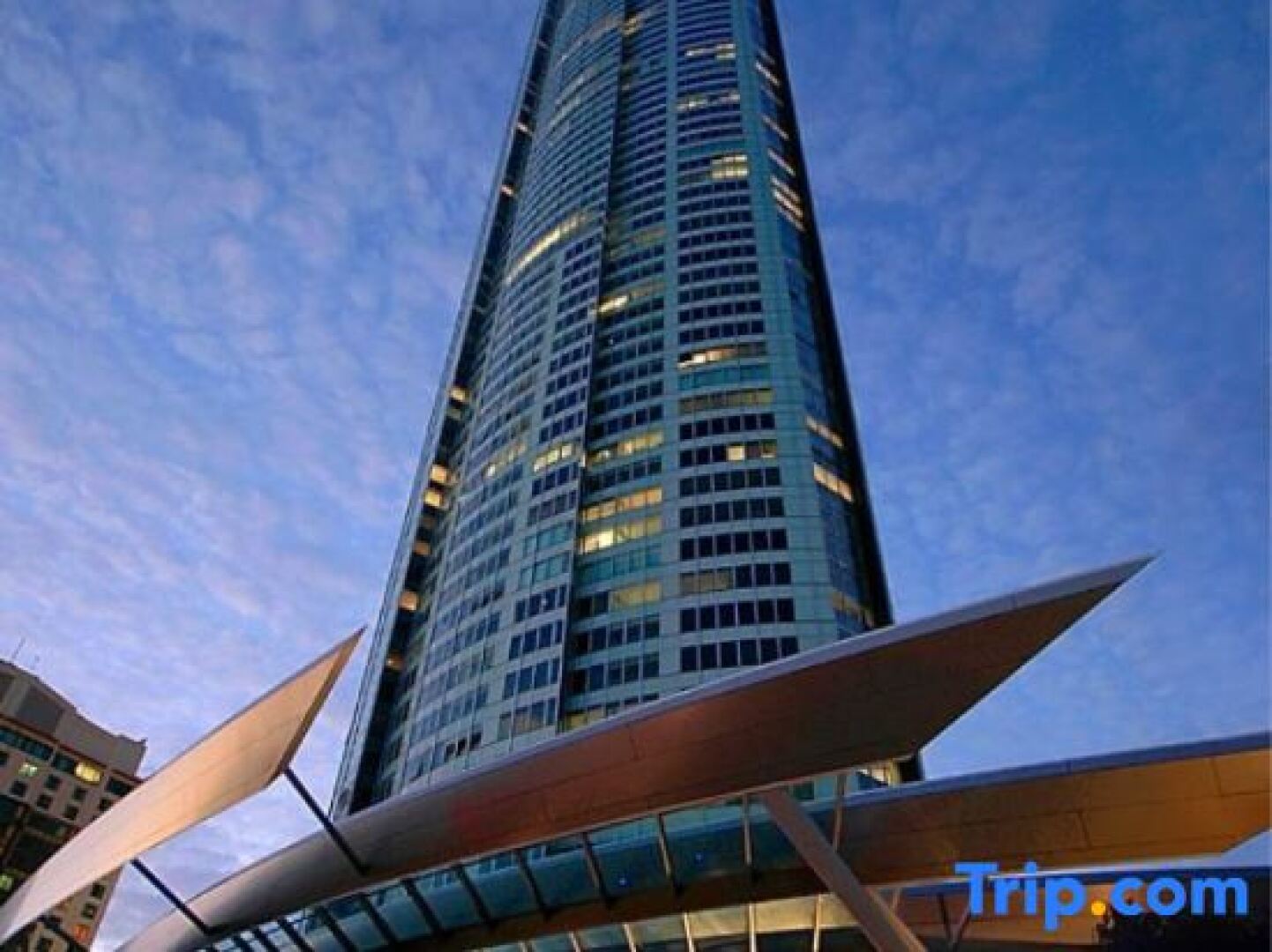 Apartment 4204 - HR Surfers Paradise