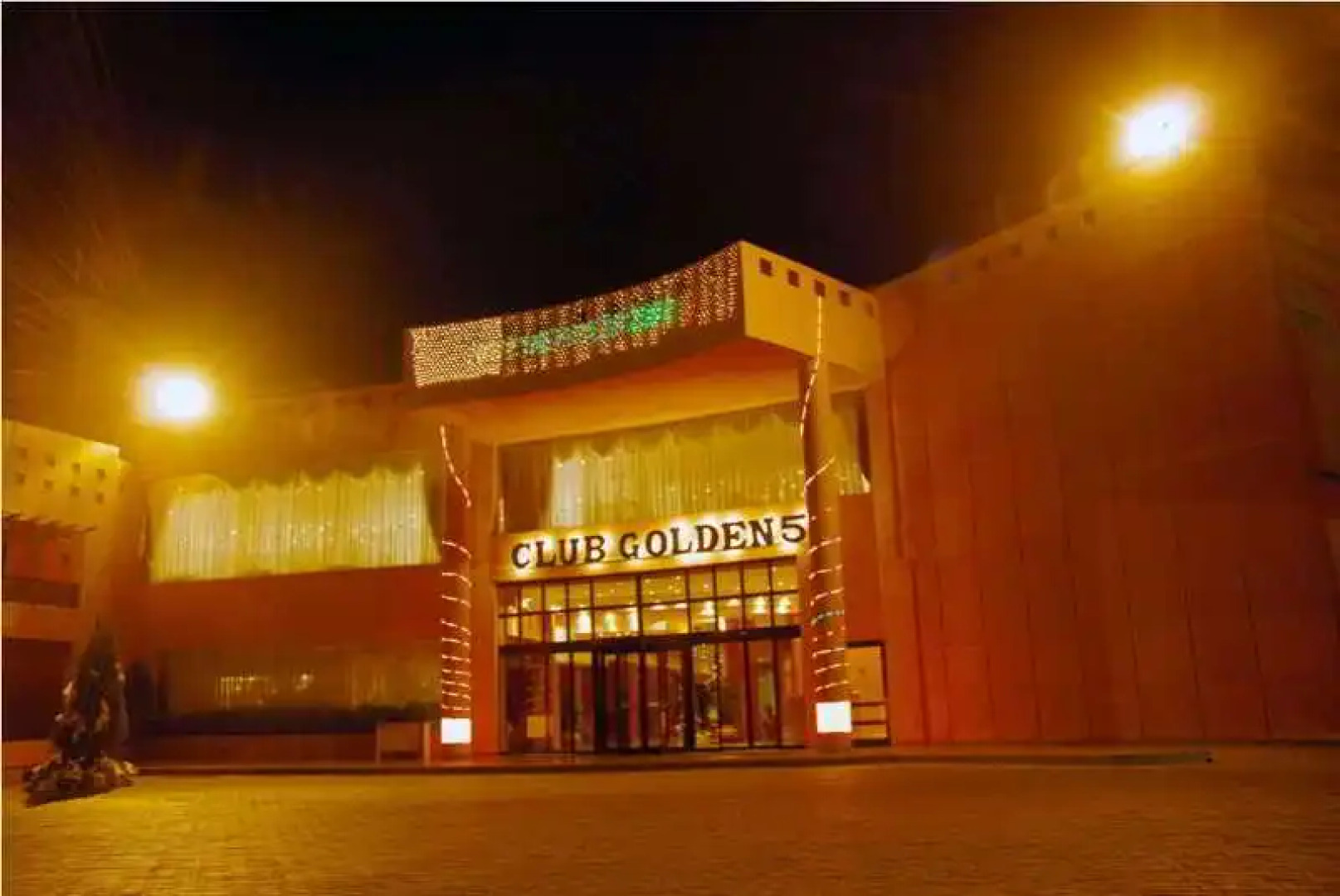 Golden 5 Al Mass Hotel