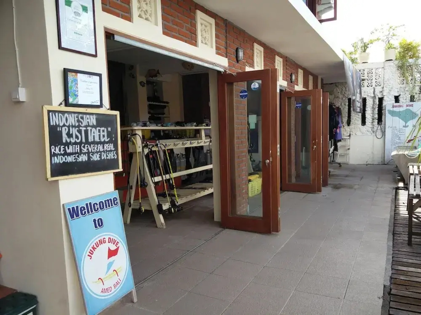 Jukung Dive Resort Bali