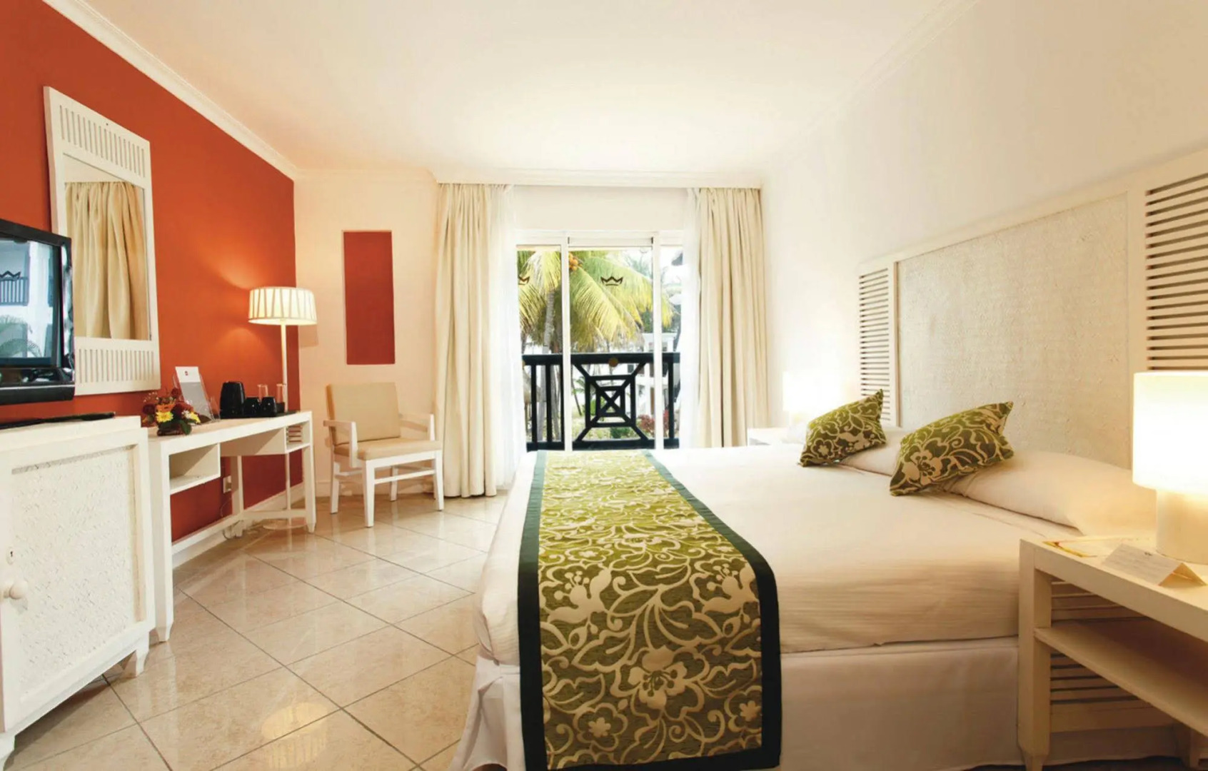 Отель Riu Turquoise