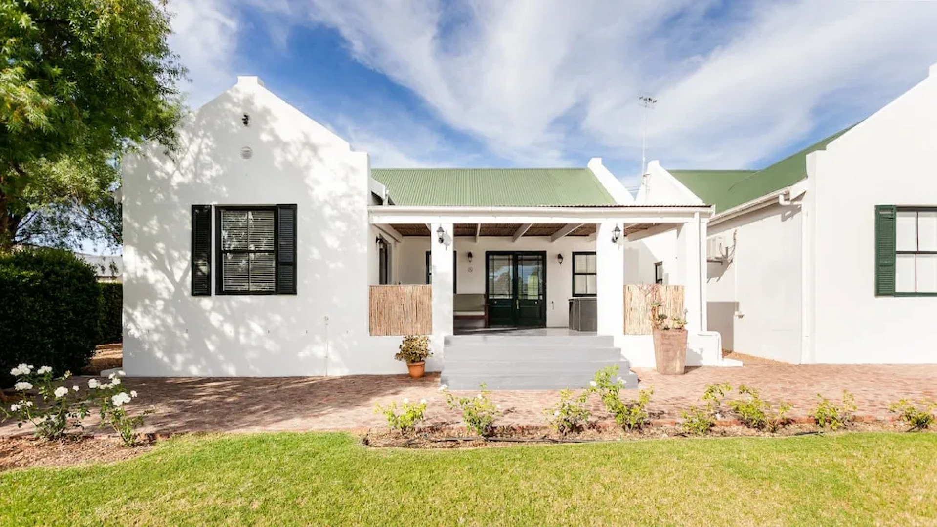 Lady Loch Country House