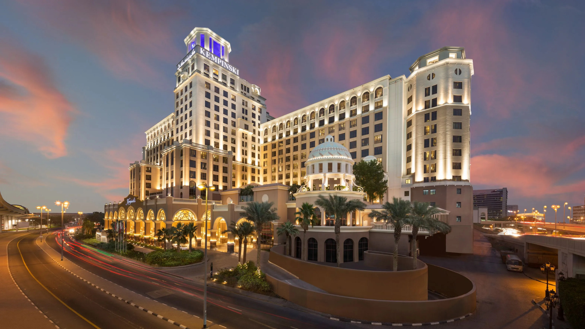 Отель Kempinski Mall Of The Emirates