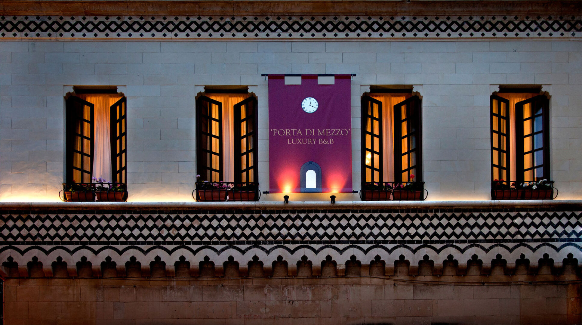 Porta Di Mezzo Luxury suites and rooms