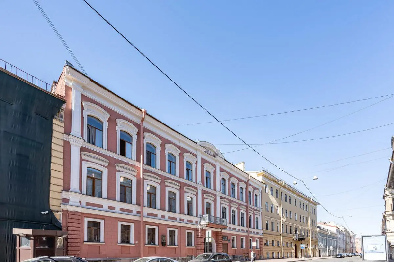 СаквояжЪ-Апарт на улице Шпалерная