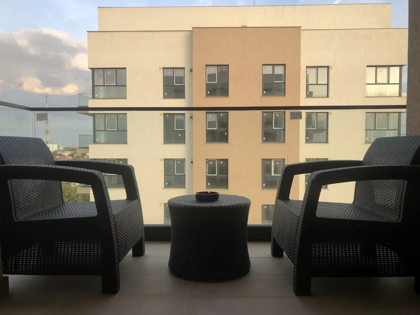 Westpark 2 Residence Lakeview W6